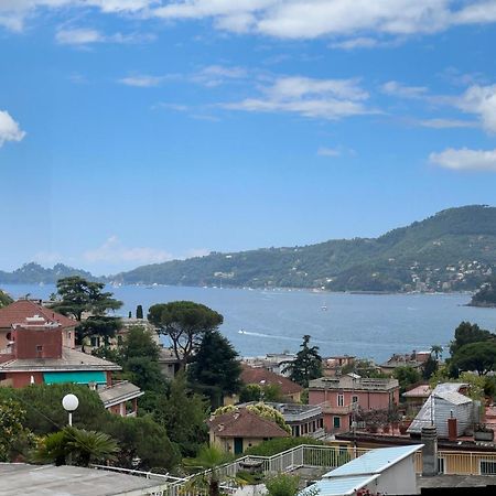 Val Di Sole: Renovated Seaview Apartment with Wi-Fi and Air Conditioning Rapallo Exterior photo