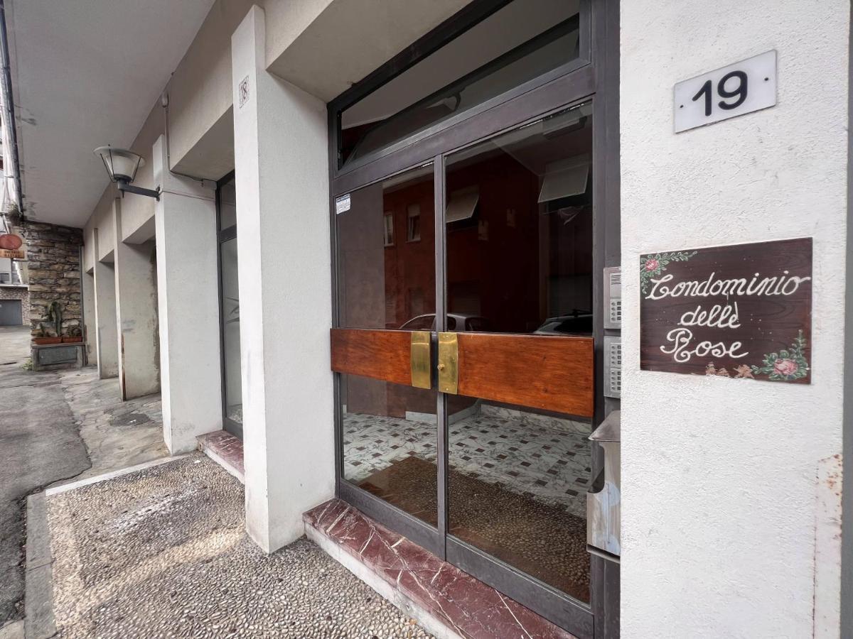 Val Di Sole: Renovated Seaview Apartment with Wi-Fi and Air Conditioning Rapallo Exterior photo