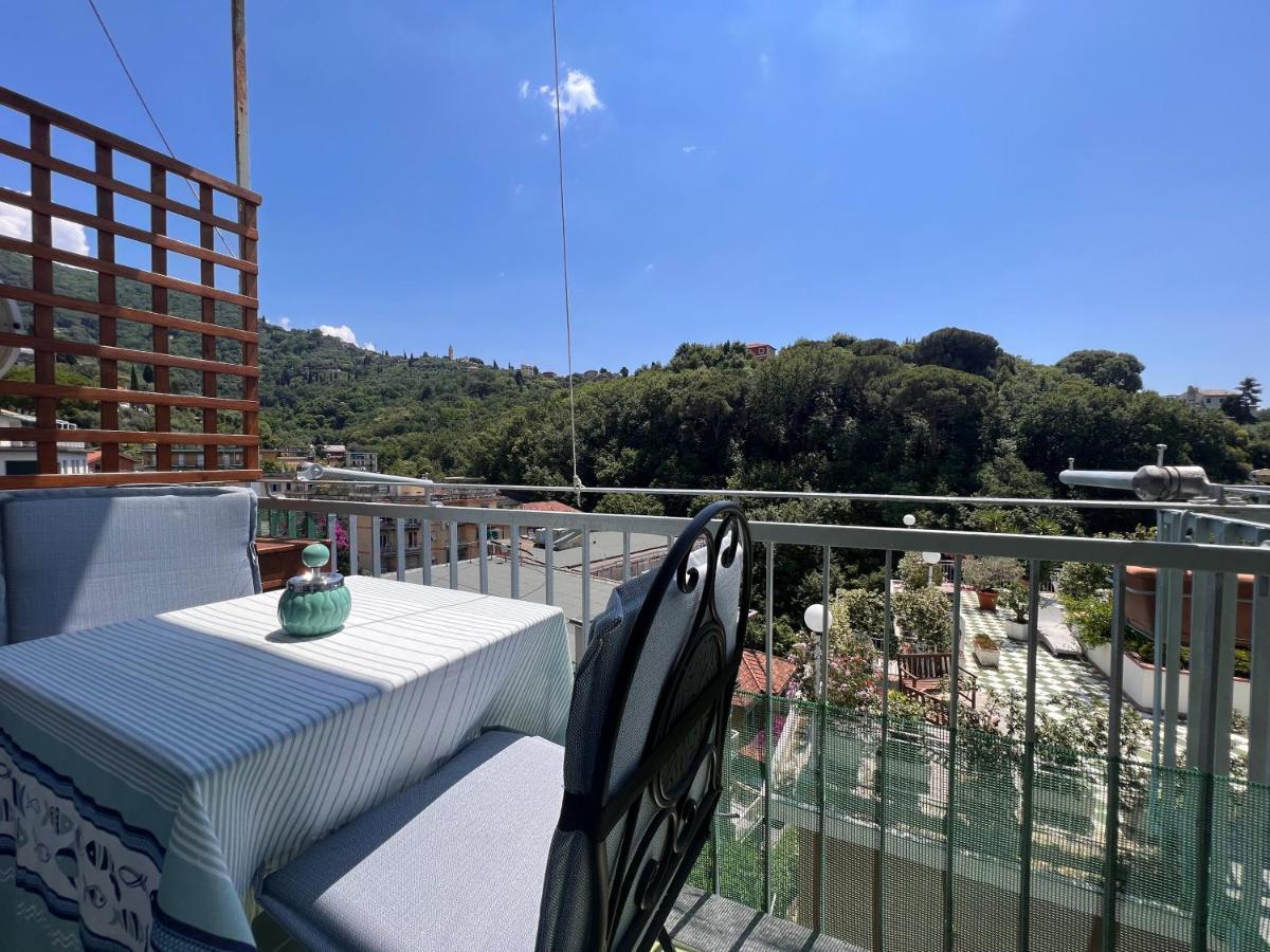 Val Di Sole: Renovated Seaview Apartment with Wi-Fi and Air Conditioning Rapallo Exterior photo