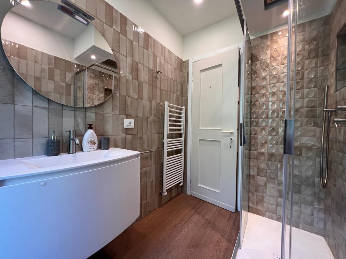 Val Di Sole: Renovated Seaview Apartment with Wi-Fi and Air Conditioning Rapallo Exterior photo