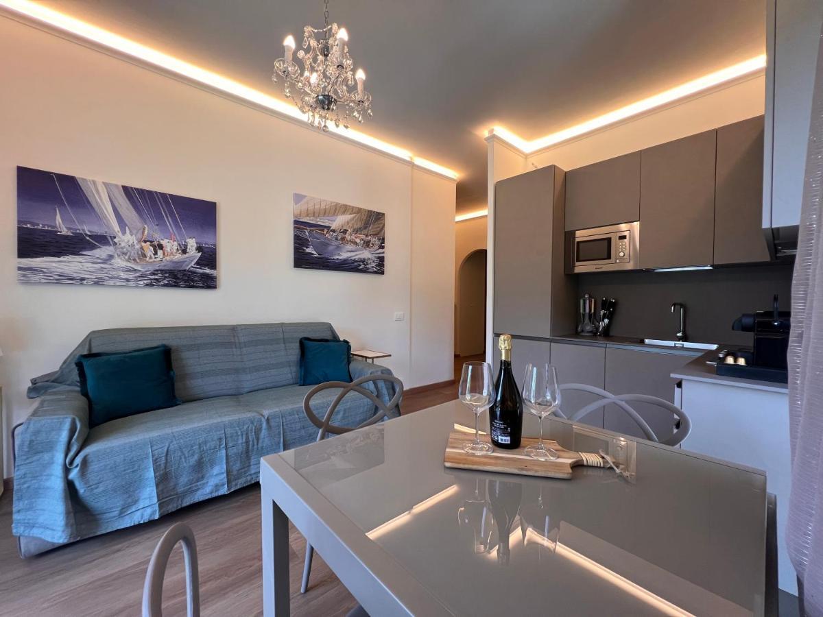 Val Di Sole: Renovated Seaview Apartment with Wi-Fi and Air Conditioning Rapallo Exterior photo